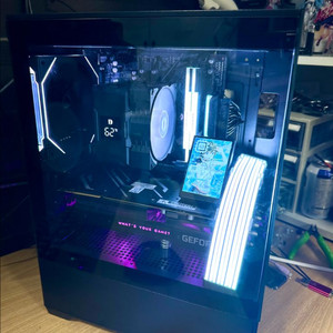 데스크탑 PC 컴퓨터 팝니다. 게이밍·영상편집·블랙