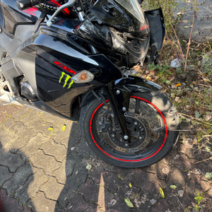 혼다 CBR125R 오토바이 사고차