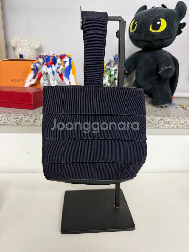 정품) 페라가모 바라 티어드 원 핸들백--4