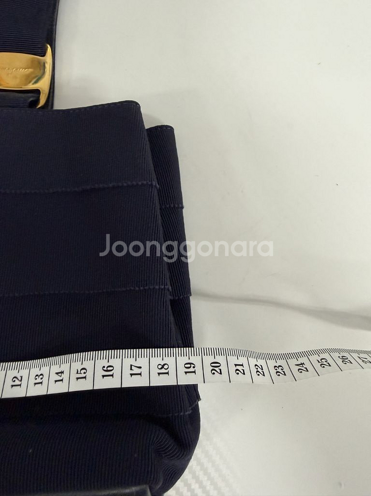 정품) 페라가모 바라 티어드 원 핸들백--8