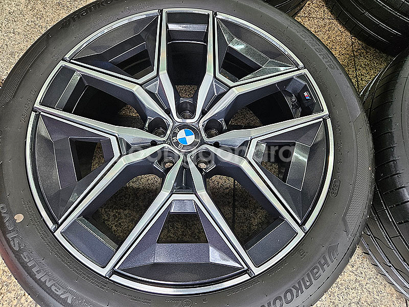 BMW G60 5시리즈 19인치 936M 정품 휠타이어--2