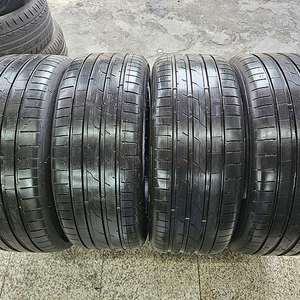 한국타이어 벤투스 S-1에보3 245-45-19 신품급