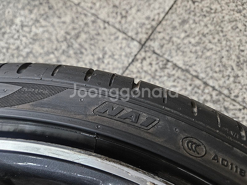 피넬리 피제로TM PZ4 245-35-20 중고타이어--4