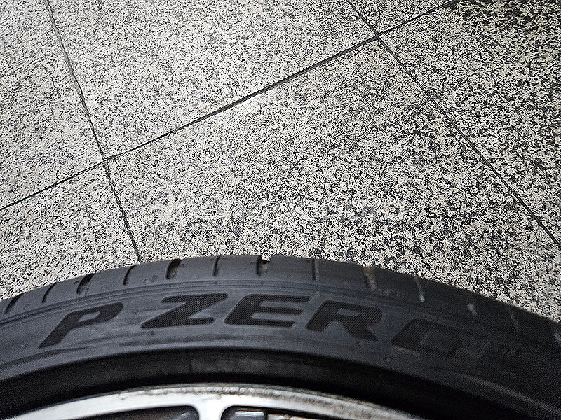 피넬리 피제로TM PZ4 245-35-20 중고타이어--3