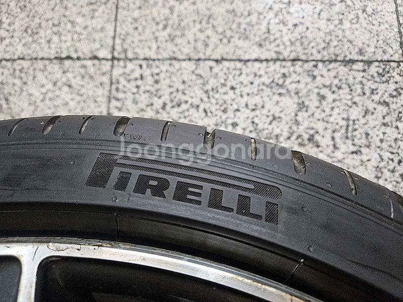 피넬리 피제로TM PZ4 245-35-20 중고타이어--2