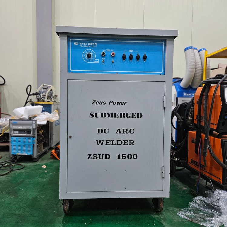 국산 서브머지드용접기 1500A세트/중고용접기--2
