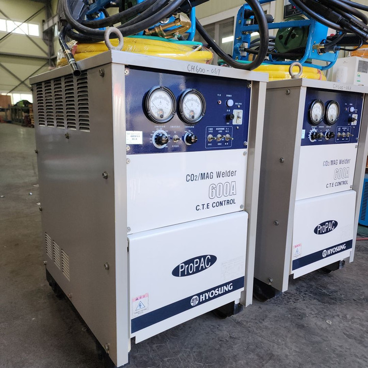 중고 효성CO2용접기세트600A/ 중고용접기--5