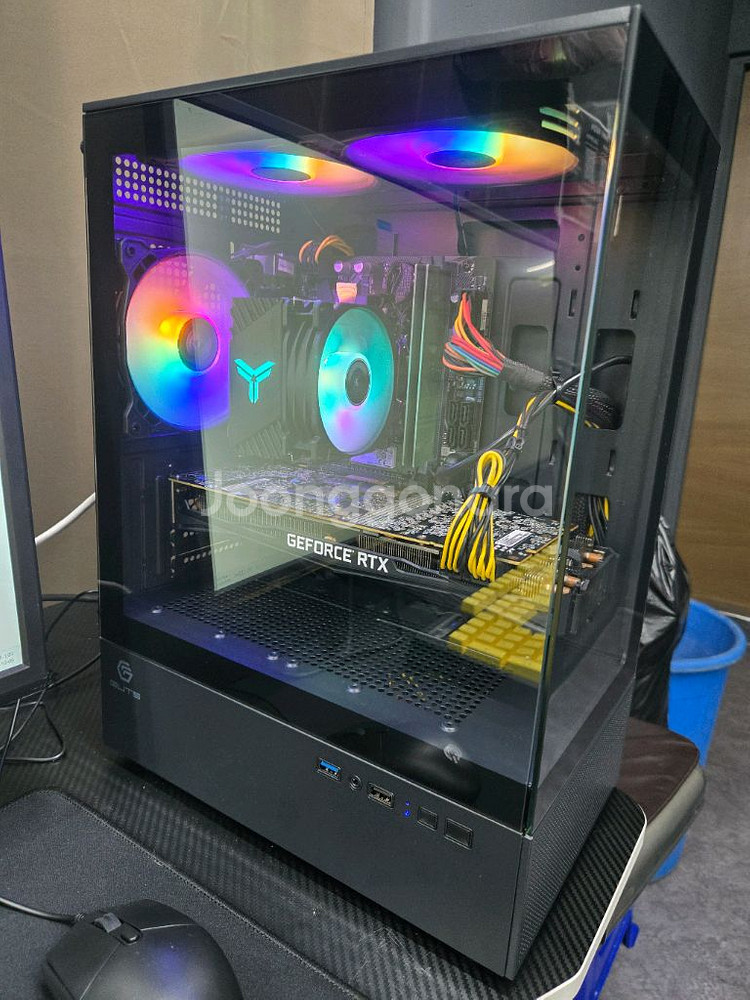 게이밍 컴퓨터본체 모니터 rtx2070--1