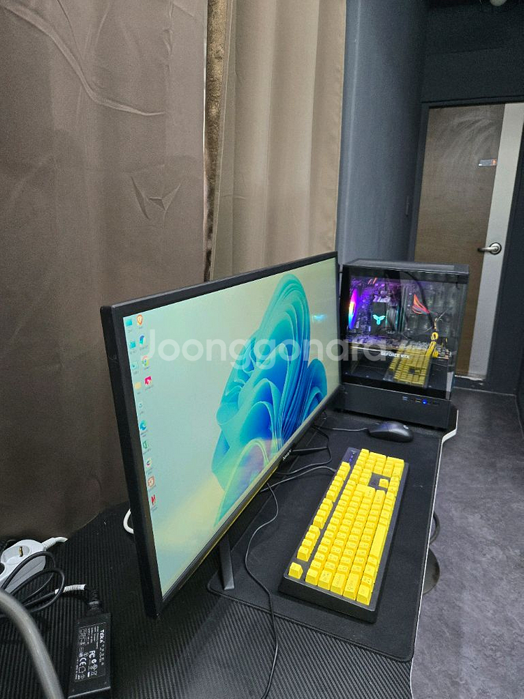 게이밍 컴퓨터본체 모니터 rtx2070--6
