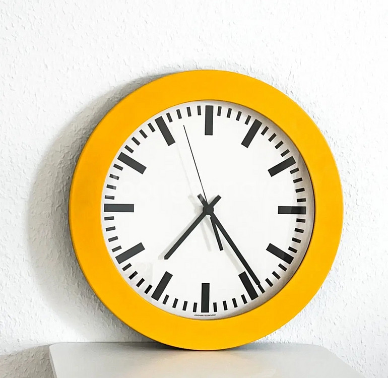 [ONE] 80s 융한스 JUNGHANS 벽시계--1