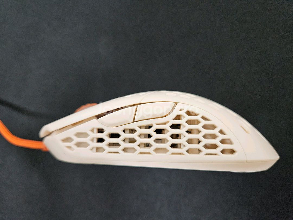 파이널마우스 울트라라이트2 (Finalmouse Ultralight 2 Cape Town)--1