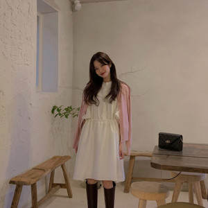 달트 위드윤 런던레이스 핀턱 스트링 원피스