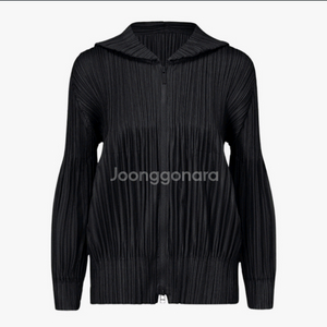 삽니다) 플리츠 플리즈 플러피 후드 자켓 블랙3