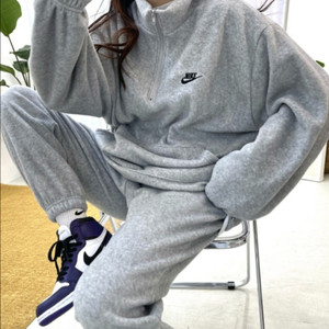 새제품 나이키 후리스 세트