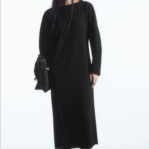 새상품 COS 블랙 플리츠 원피스