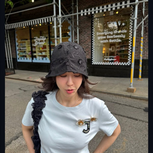 지요 데이지 티셔츠