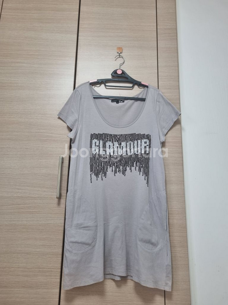 여성 스팽글 반팔티--0