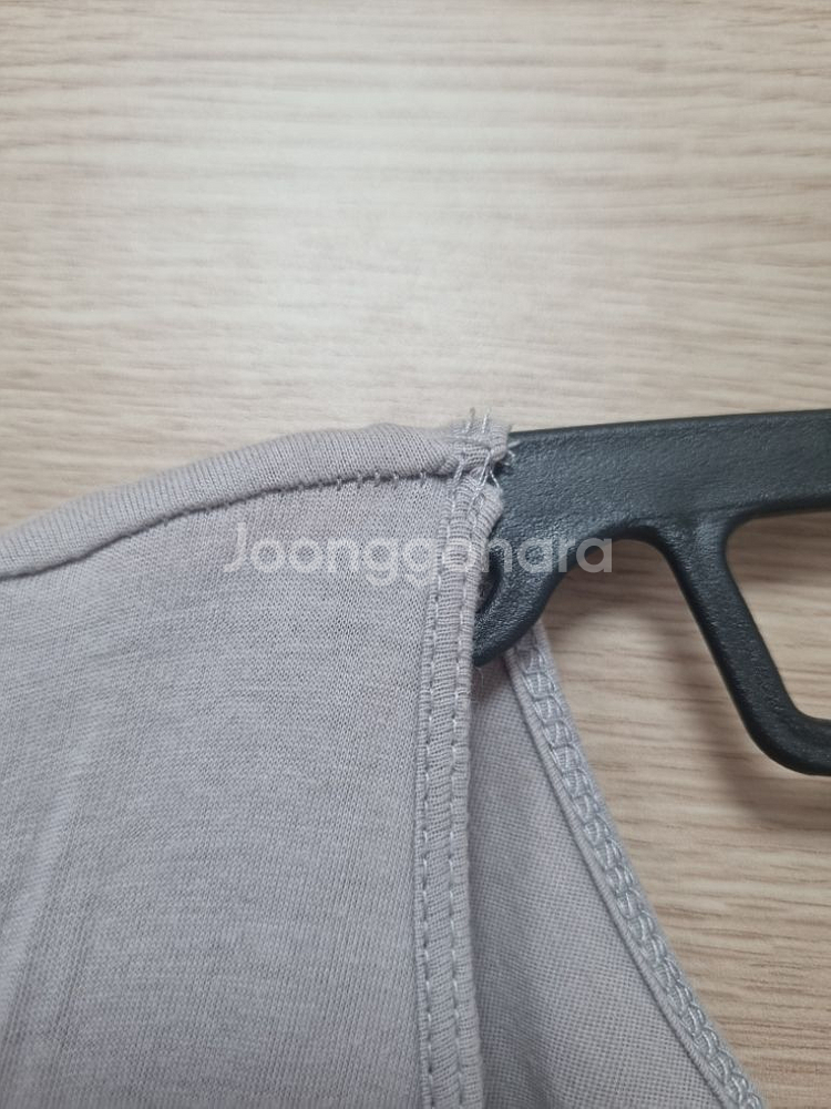 여성 스팽글 반팔티--1