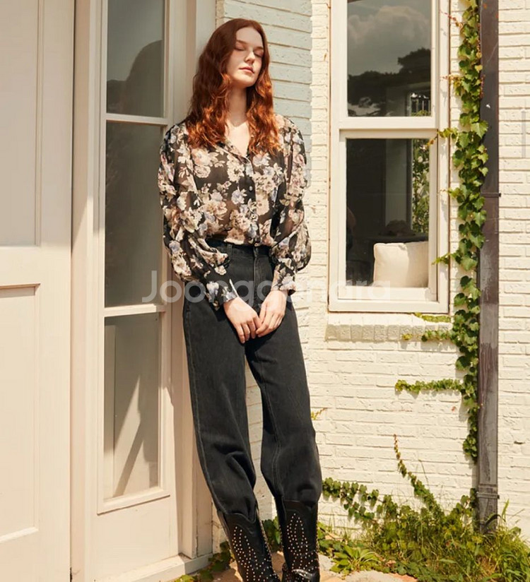 오엘 플라워 퍼프 셔링 블라우스 블랙 플로랄--0