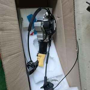 카니발yp 조수석뒷쪽 슬라이드 도어 모터