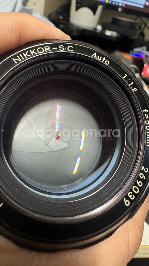니콘 F바디 + 해바라기 수동 55mm f/1.2 렌즈--2