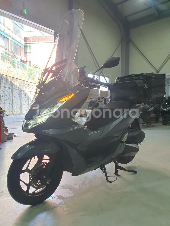 혼다 PCX125 스쿠터--1