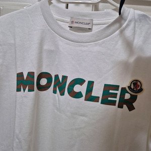 몽클레어 키즈 긴팔티(10y)새상품