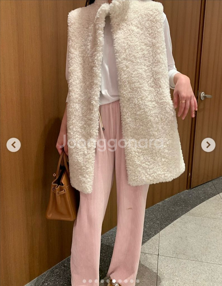 택0 시착만함)리앙쥬양털코트 리앙쥬양털베스트 베스트 아이보리--0