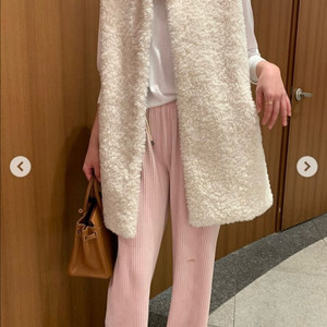 택0 시착만함)리앙쥬양털코트 리앙쥬양털베스트 베스트 아이보리