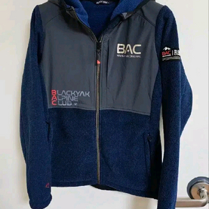 블랙야크 폴라텍 기모 후드잠바