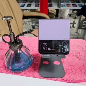 갤럭시 Z플립4 퍼플 256G 25만원