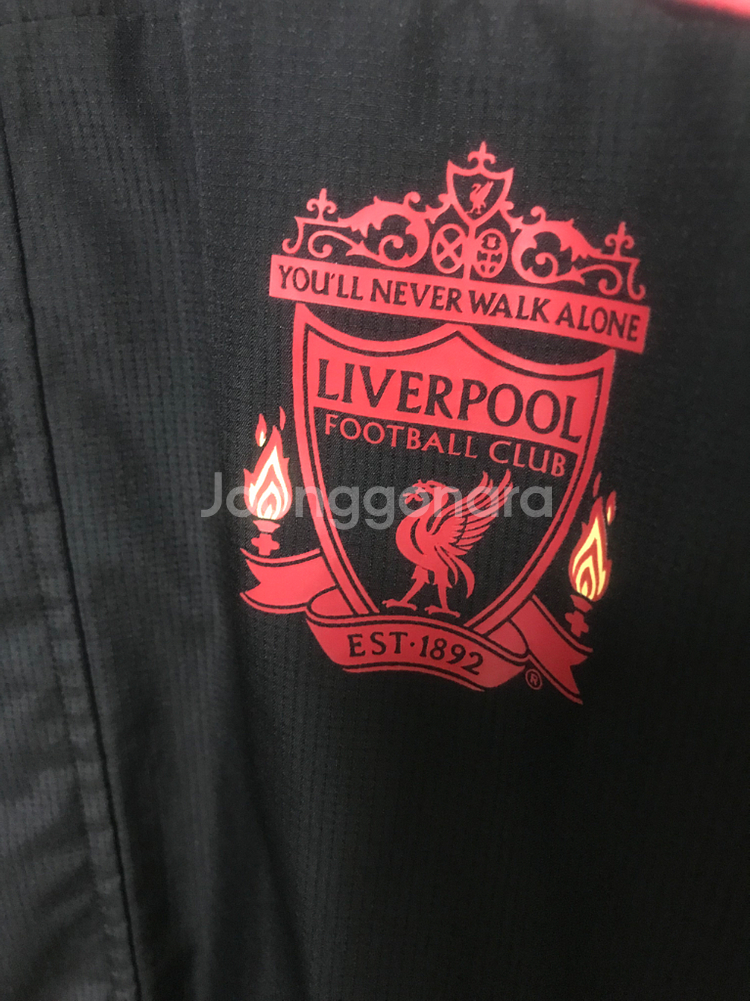 10 11 아디다스 리버풀 윈드브레이커 자켓 팝니다 사이즈105--1