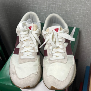 뉴발란스 237 아이보리 버건디 260mm