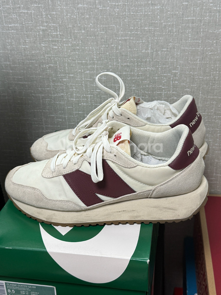 뉴발란스 237 아이보리 버건디 260mm--1