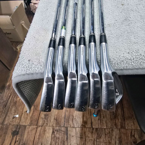 스릭슨 z745 아이언 5부터 P 980S