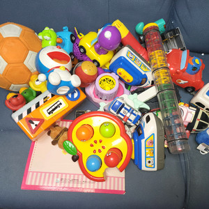 아기 장난감 모음