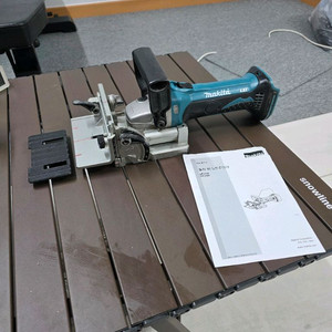 마끼다 충전 비스켓 조이너 DPJ180