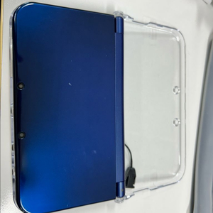 닌텐도 New 3DS XL 메탈릭 블루 팝니다.