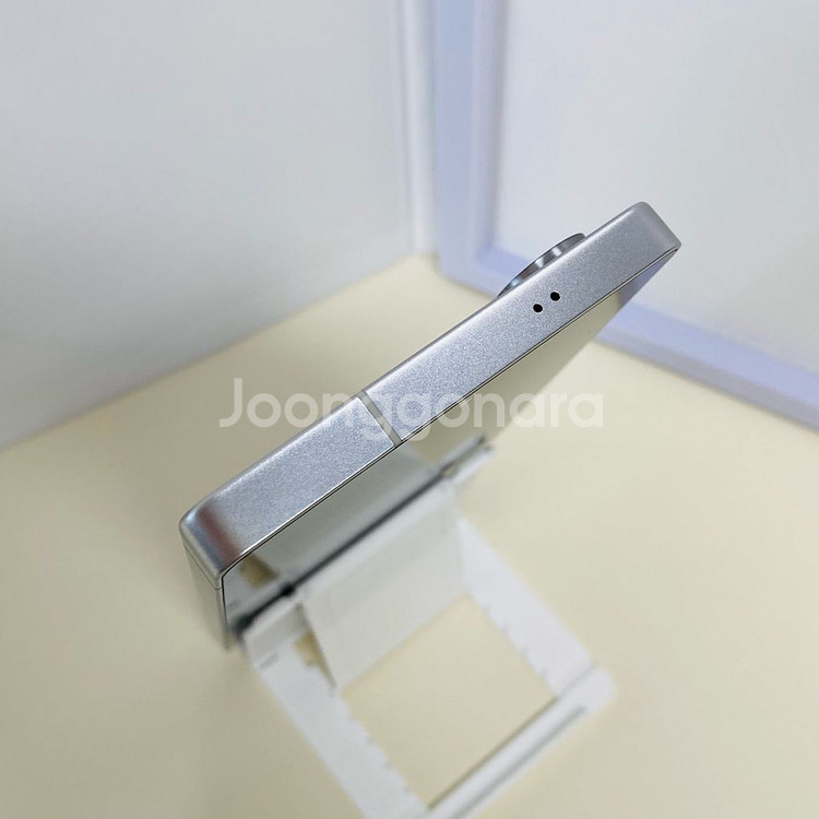 갤럭시 S24 울트라 256GB 자급제 SS급--3