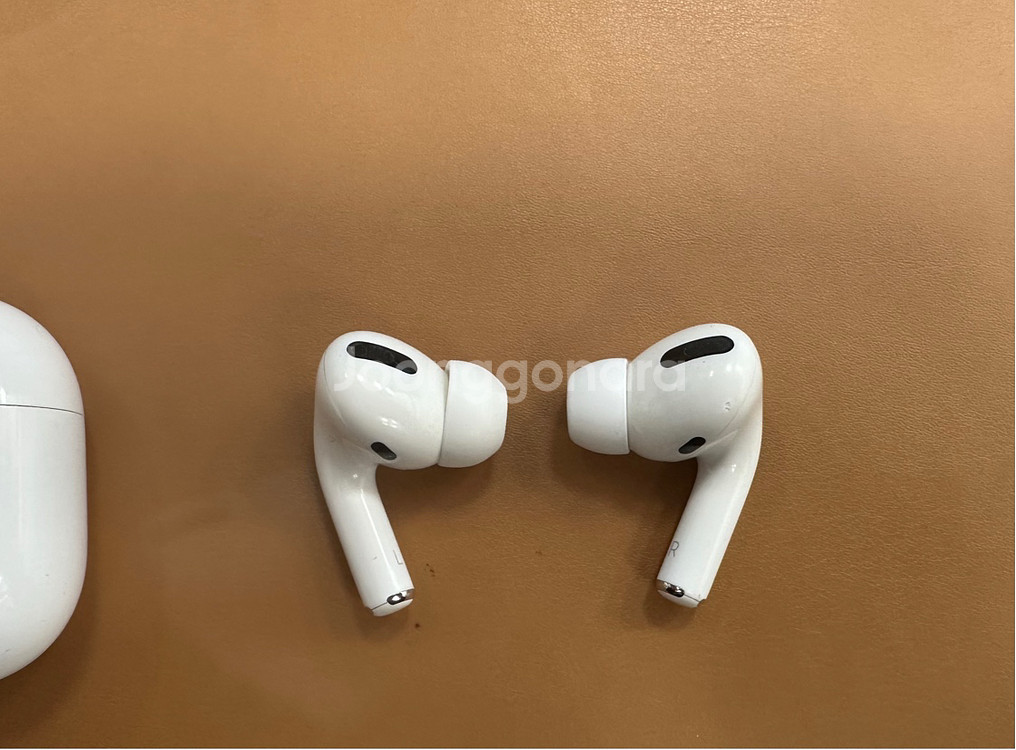 에어팟 프로1 오른쪽 8핀 (다 드려요/본문 필독)--1