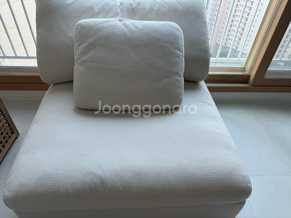 까미나르 클라우드 쇼파 팝니다--0