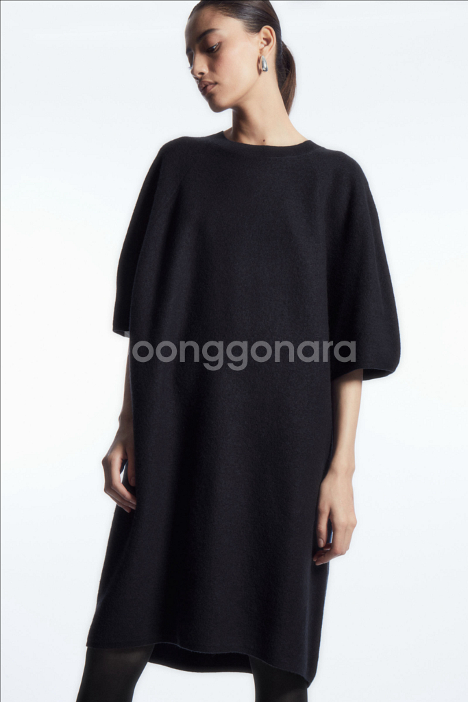 코스 울 부클 원피스 네이비--1