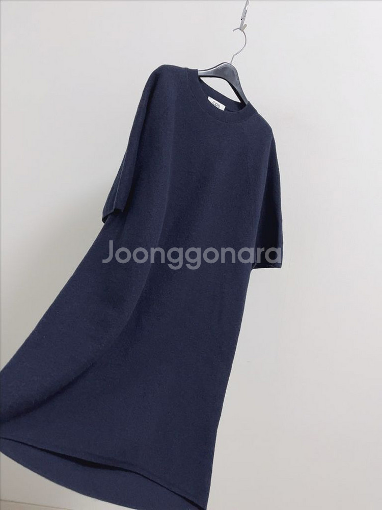 코스 울 부클 원피스 네이비--6