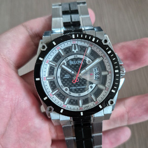 46mm 부로바 프리시저니스트 300m 다이버 282khz 초정밀 시계