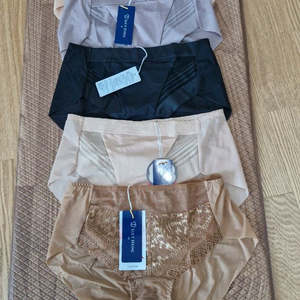 루시하이네 여성팬티.사이즈.95. 5매일괄 10000원입니다
