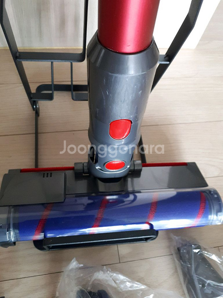 다이슨 V8 무선청소기--4