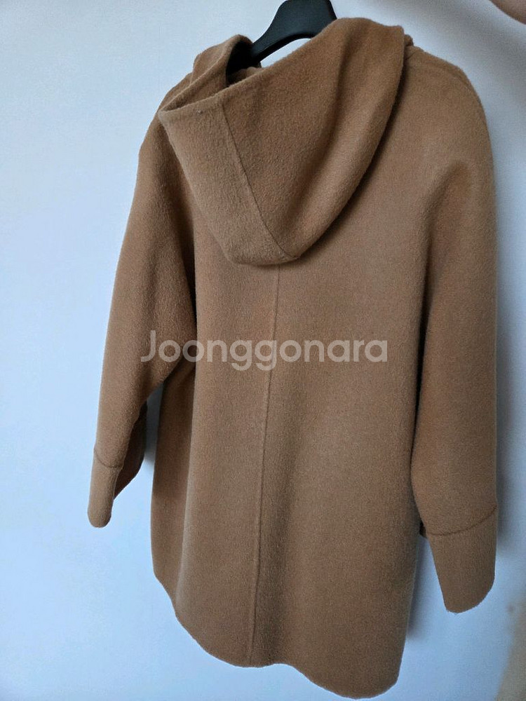 호주산 울(양모)100 후드코트 66 카멜색상 새상품(드라이크리닝까지 완료)--7