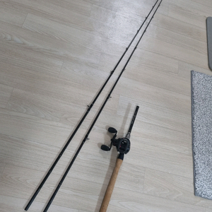 버징 세트 컴파스 7 xh 로드 릴 세트 팝니다.