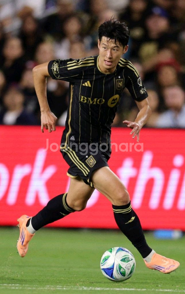 LAFC 홈 어센틱 쇼츠 M 팝니다.--0