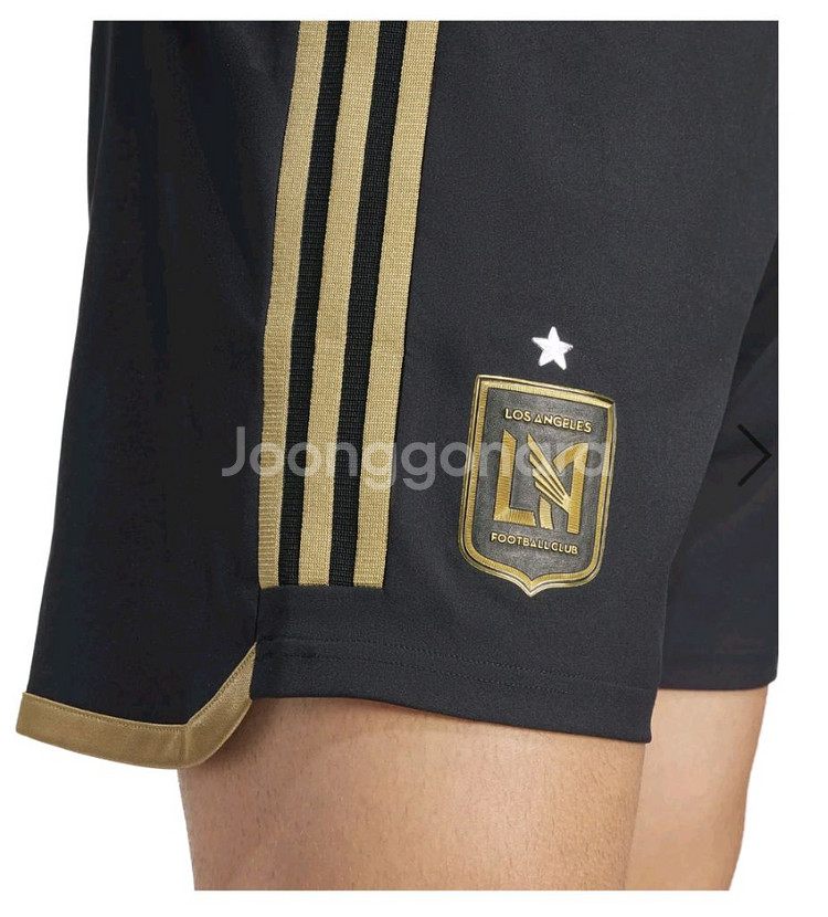 LAFC 홈 어센틱 쇼츠 M 팝니다.--2